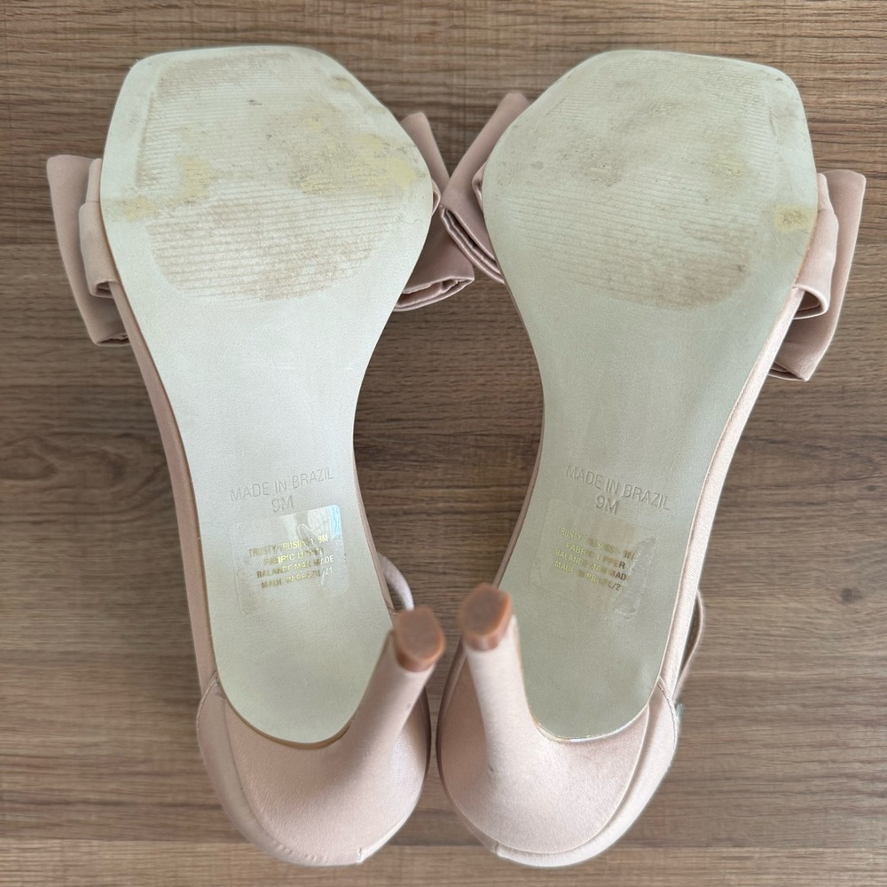 Steve Madden - Women's Trusty Heeled Sandal in Blush Satin size 9 - Picture 14 of 15